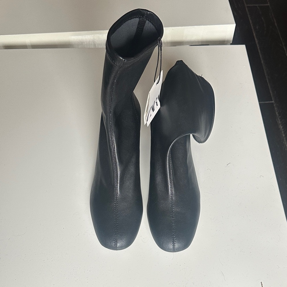 Zara Black Heeled Boots